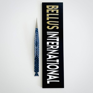 ที่คีบขนตาตรงสแตนเลสเพชรสีดำพร้อมที่ยึดรูปหัวใจอุปกรณ์สำหรับการต่อขนตาเพิ่มวอลลุ่ม - Product Image 1