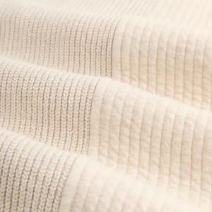 Sudadera con capucha y estilo Jersey Sudadera con capucha de corte holgado con chaqueta con capucha Diseño de estilo Sudadera con capucha con aspecto de ropa urbana moderna - Product Image 4