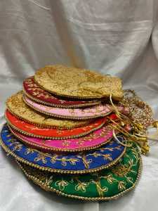 Bolsos de Potli bordados hechos a mano indios, regalos de devolución de recuerdos de boda, bolsos de mano de diseñador, bolso con cordón, estilo Rajasthani Batwa - Product Image 4