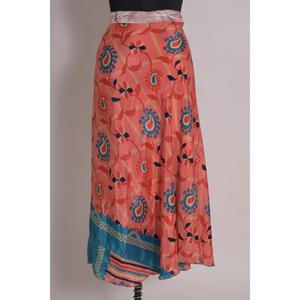 Jupe portefeuille indienne bohème faite à la main Vintage Silk Sari Reversible Two Layer Gypsy Style for Women - Product Image 2