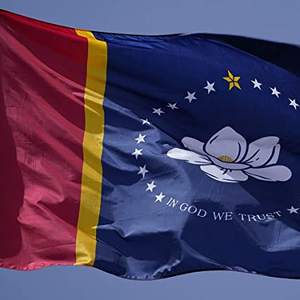 USA TOP FLAGSINC Nouveau drapeau du Mississippi 3x5 double face pour extérieur avec 2 œillets en laiton 'En Dieu nous confions' - Product Image 2