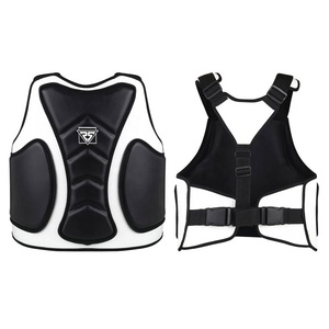 Almohadilla de pecho de boxeo de cuero con logotipo personalizado de alta calidad Muay Thai Chest de Rukhmal Sports - Product Image 1