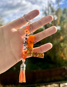 Porte-clés et anneau de clé tendance en résine artisanale, durable, imperméable, impression offset, breloque de sac tendance, cadeau Tradebyd - Product Image 6