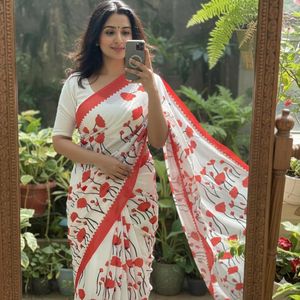 Nuevo Sari de Seda Chinon Suave de Diseño Indio para Mujer con Hermoso Estampado Navideño para Bodas y Fiestas, en Existencia - Product Image 6