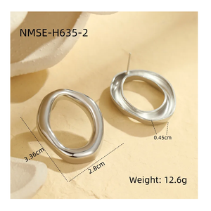 Pendientes de tuerca de acero inoxidable chapados en oro de 18 quilates Vintage, aro en forma de círculo irregular con perlas, tachuelas de moda de Color puro - Product Image 4