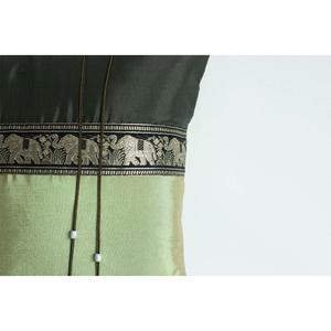 Collection Siavash B de taies d'oreiller et de coussins - Product Image 1