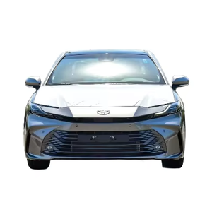 Nouveau véhicule Toyota Camry à transmission automatique, SUV/Véhicule tout-terrain/Pick-up 5 places avec toit ouvrant - Product Image 1