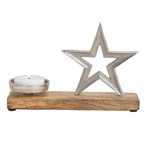 Bougeoir de chauffe-plat en aluminium de Nickel de base en bois de conception d'étoile pour la maison et le bougeoir de décor de table de noël - Product Image 1