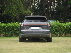 Verified Used <b>2025</b> Large Luxury SUV L7-Style Hybrid/Electric Model Spacious New-Energy Vehicle 601-700km Range 110kWh <b>Battery</b> - Product Image 3