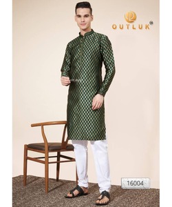 Ensemble de pyjama ThobeKurtaPajama bleu marine arabe pour homme en tissu d'hiver en coton avec motif de chaîne à boutons de col élégant - Product Image 6