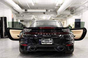 COCHE USADO IMPECABLE 2024 para 911 Turbo S Coupé Automático AWD R20 Asientos de Cuero Izquierdos Interior Claro Cámara Trasera - Product Image 5