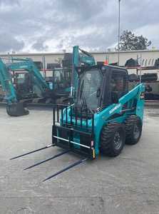 Chargeuse compacte sur pneus SUNWARD SWL2820 de 55 kW avec broyeur forestier et moteur Kubota pour travaux agricoles et de construction - Product Image 4