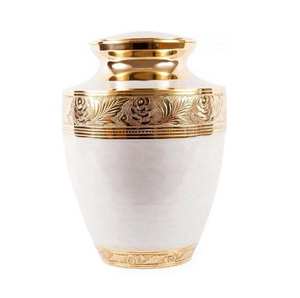 Urna Funeraria Golden Butterfly Meadow con Luz Cálida Decorativa y Bolsa de Terciopelo para Homenaje a Adultos - Product Image 4