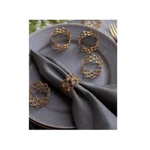 Nœud rond en dentelle Design Décoration de banquet de mariage Feuille de métal doré Design en relief Vaisselle Anneau de serviette - Product Image 6