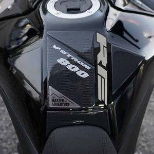 Parasole adesivo 3D per Suzuki V-Strom 800RE protezione parabrezza moto compatibile - Product Image 2