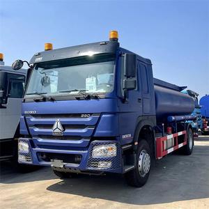 Camion-citerne à essence Howo 4x2 d'occasion à vendre - Product Image 1