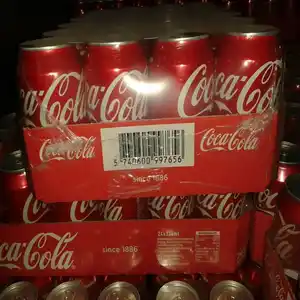 可口可乐原装可乐罐24 x 330毫升 (4x x 6包) 价格标记