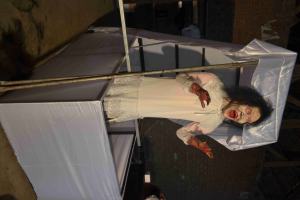 手工咆哮鬼影逼真鬼屋道具，采用灵活的硅胶设计 - Product Image 4