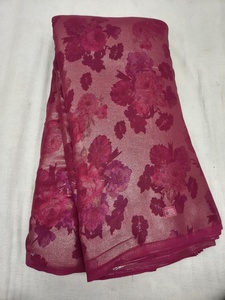 Tissu imprimé numérique en feuille de Georgette pour saris et robes |   Travail de broyage simple |   Frais de port supplémentaires - Product Image 3