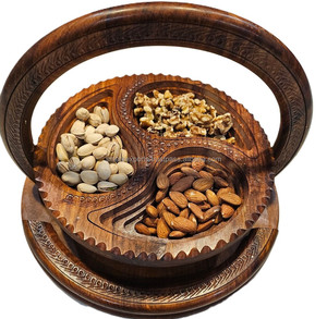 Panier/plateau de fruits secs faits à la main en bois à trois sections pliable décoratif idéal pour les noix ou toute collation - Product Image 1