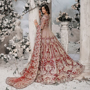 Traje de Novia Indio Pakistaní Bordado de Diseñador de Moda, Maxi Lahenga Choli de 3 Piezas, Trajes de Boda de Diseñador para Fiestas - Product Image 6
