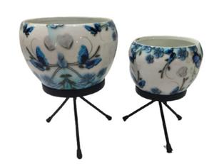 Jardinière en métal colorée avec support trépied, motif floral bohème, pot de plante décoratif d'intérieur durable pour la décoration de la maison et du jardin. - Product Image 5