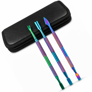 Juego de 3 Piezas de Empujadores de Cutículas de Acero Inoxidable Plateado con Estuche de Cuero, Kit de Herramientas para Manicura y Pedicura - Product Image 1