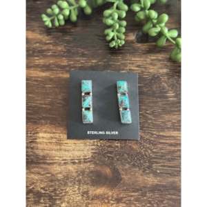 Pendientes Colgantes Geométricos de Turquesa Roja y Plata de Ley Hechos a Mano por Artesanos Navajo - Product Image 5