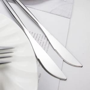 Ensemble de couverts élégant en argent fini pour la table à manger à la maison, les hôtels, les restaurants et les occasions formelles, ensemble de couverts en provenance d'Inde - Product Image 5