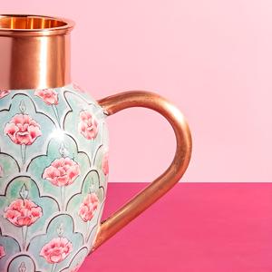 Meilleure vente de cruche d'eau en métal de cuivre pur faite à la main pour la maison à bas prix impression personnalisée disponible - Product Image 4