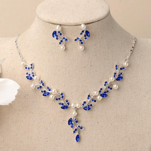 Ensemble de bijoux fins Hallmark, design argent et bleu avec zircon et diamant, plaqué or blanc, pour mariages et fêtes - Product Image 2