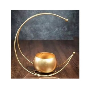 Vase à fleurs en métal antique élégant et abordable pour décorer les bureaux, les maisons et les mariages avec un look minimaliste moderne - Product Image 3