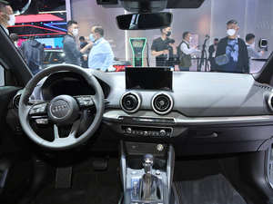 รถยนต์ไฟฟ้ามือสองปี 2025 รุ่น Q2-L ET-R--ON รุ่นท็อป พื้นที่กว้างขวาง ความเร็วสูง ระยะทางวิ่ง 201-300 กม. แบตเตอรี่ 50-70 กิโลวัตต์ชั่วโมง - Product Image 4