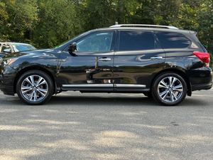NISSAN PATHFINDER PLATINUM 4WD d'occasion LHD/RHD 2019 - Product Image 3