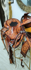 Selle de cheval Western/anglaise de course confortable en cuir véritable de qualité supérieure, fabriquée à la main, options en plastique/fibre de verre/bois, personnalisation possible - Product Image 5
