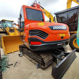 Oosan-Centro Comercial xcavator, 7ton - Product Image 1