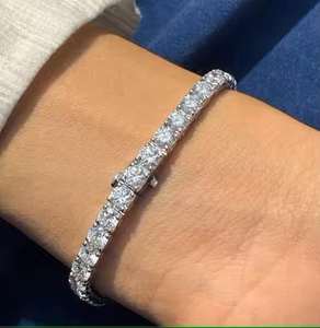 Tenis de diamante de moissanita de corte redondo para pulsera para mujer, oro/plata, joyería fina, moda para madre/esposa, ocasiones especiales - Product Image 6