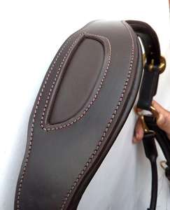 Cabestro inglés de cuero para equipo de caballo de calidad superior con cabestro de caballo acolchado de cuero suave a un precio atractivo - Product Image 4