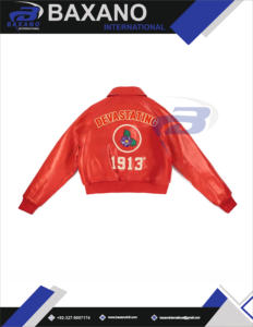 Veste bomber en similicuir rouge respirante de la sororité Delta Sigma Theta, avec lettres grecques brodées, pour femmes. - Product Image 5