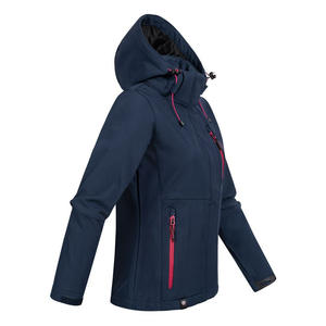 Veste Softshell respirante à capuche réglable avec fermeture éclair de luxe pour femmes Vêtement d'hiver moderne et tendance pour femmes - Product Image 4