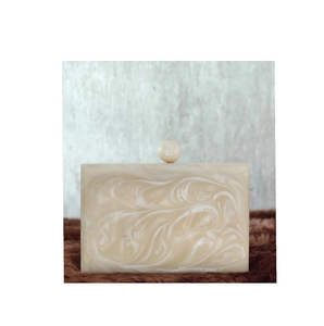 Bolso de mano de resina moderno con color resina Bolso de resina con pieza de cadena de latón de color verde oscuro pulido - Product Image 5