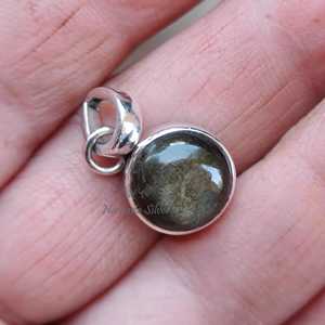 Pendentif artisanal en argent sterling 925 avec obsidienne naturelle dorée, bijoux à la mode, breloques en obsidienne pour elle - Product Image 4