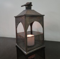 Grand support de pilier en fer à cadre métallique élégant et polyvalent pour l'intérieur et l'extérieur Bougeoir de Noël Porte-bougie de décoration intérieure durable
