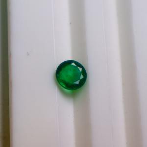Esmeralda Zambiana Natural al por Mayor, Verde Pulido, Corte Ovalado, Suelta, 5x7, 1.40 Quilates, para Fabricación de Joyas, Fabricantes Indios - Product Image 3