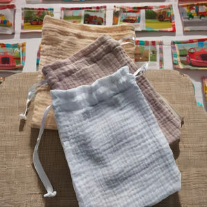 Sac cadeau en <span class=keywords><strong>coton</strong></span> mousseline double <span class=keywords><strong>gaze</strong></span> à cordon <span class=keywords><strong>de</strong></span> serrage, personnalisable en taille et en couleur, pour le rangement <span class=keywords><strong>de</strong></span> la poussière - Product Image 6