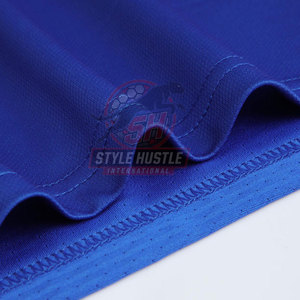 Camiseta de Fútbol Profesional Fabricada en Diferentes Colores, Material Duradero 100% Poliéster, Antiarrugas - Product Image 5