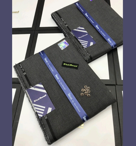 ชุดเดรสผ้าไหมไร้ตะเข็บสำหรับผู้ชาย, เดรสผ้าไหมไร้ตะเข็บเทรนด์จาก CP สำหรับทุกฤดูซักและใส่ชุดสูท - Product Image 1