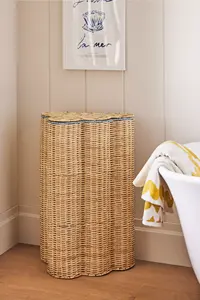 Nouveauté Panier à linge en rotin tressé en forme de nuage Panier à linge d'angle en rotin pour chambre d'enfant Rangement des vêtements sales Décoration de la crèche - Product Image 5