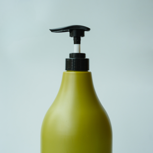 Large Capacity 2L Plastic <b>Bottle</b> with <b>Dispenser</b> Pump for Daily Care Products - Product Image 4