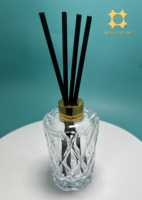 Bouteille en verre pour diffuseur de parfum d'ambiance 100ml 150ml 200ml 250ml avec bouchon à vis et sérigraphie, logo et couleur personnalisés